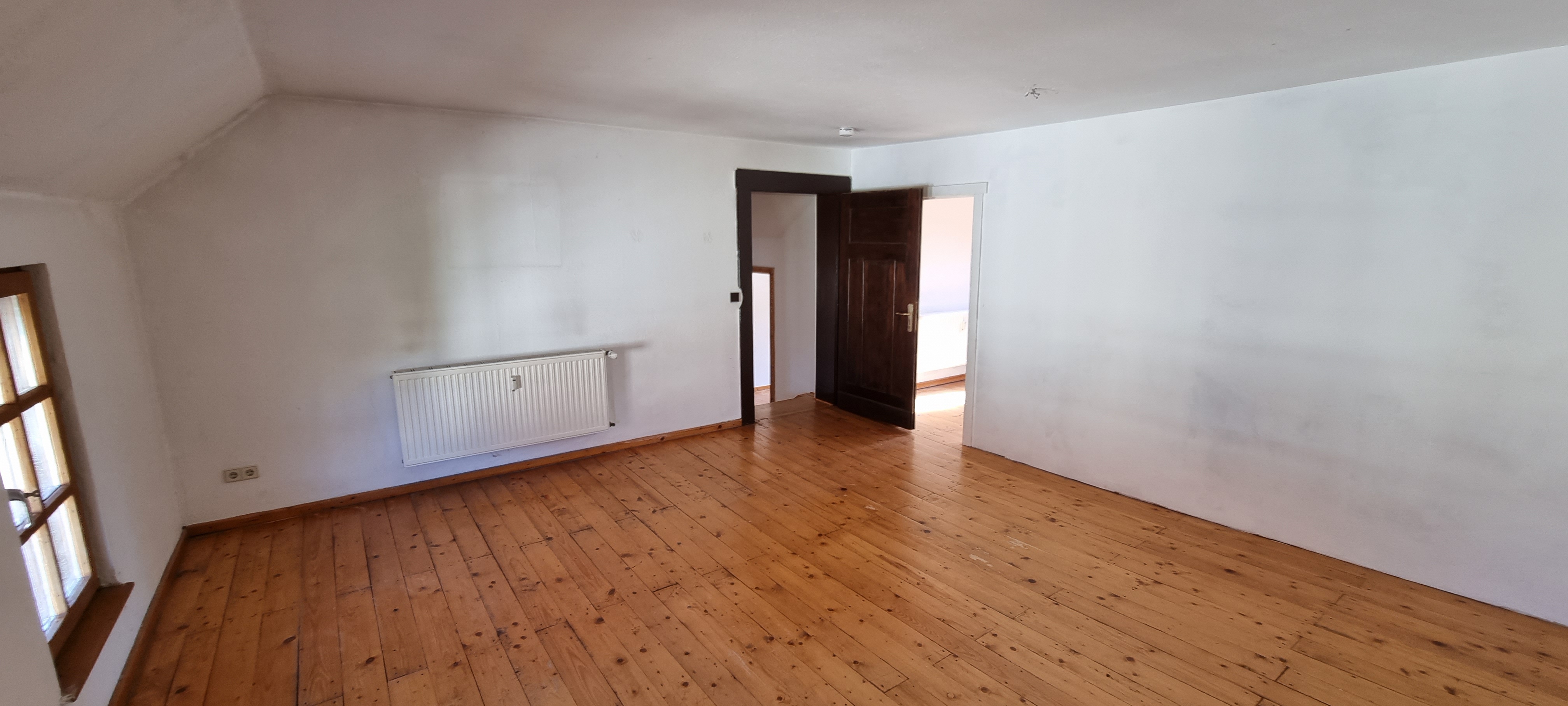1 Wohnzimmer